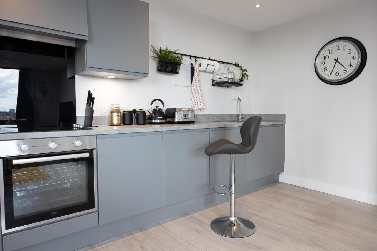Contemporary 3 Bedrooms Apartment Manchester City 외부 사진